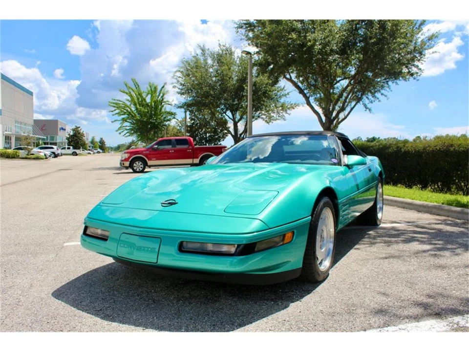 1991 Chevrolet Corvette C4 - Image 8 of 31