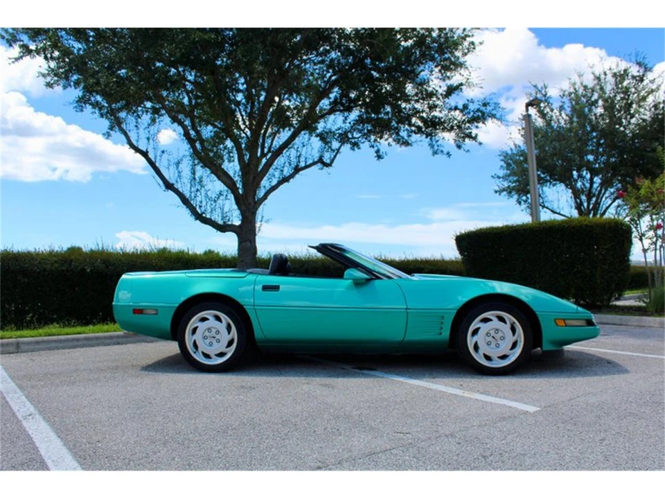 1991 Chevrolet Corvette C4 - Image 3 of 31
