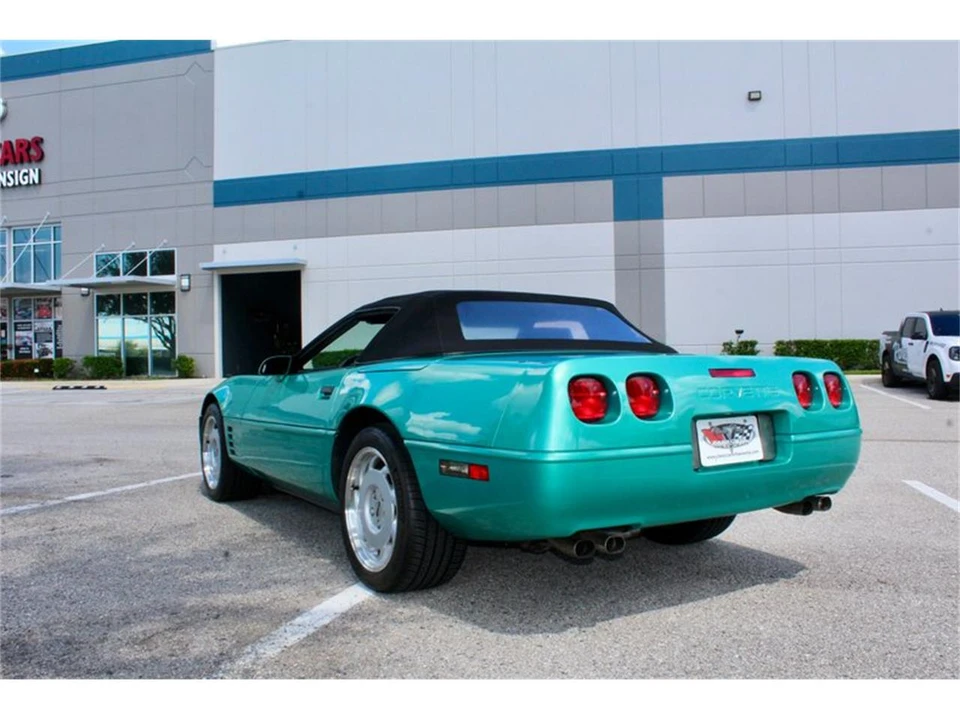1991 Chevrolet Corvette C4 - Image 12 of 31