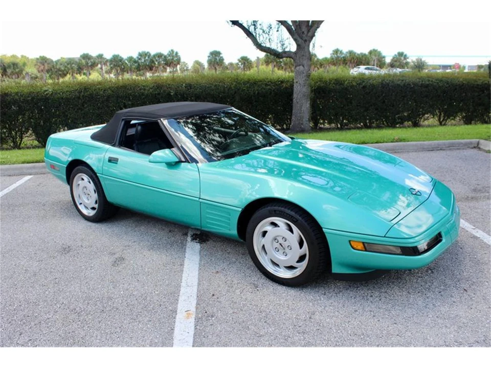 1991 Chevrolet Corvette C4 - Image 18 of 31