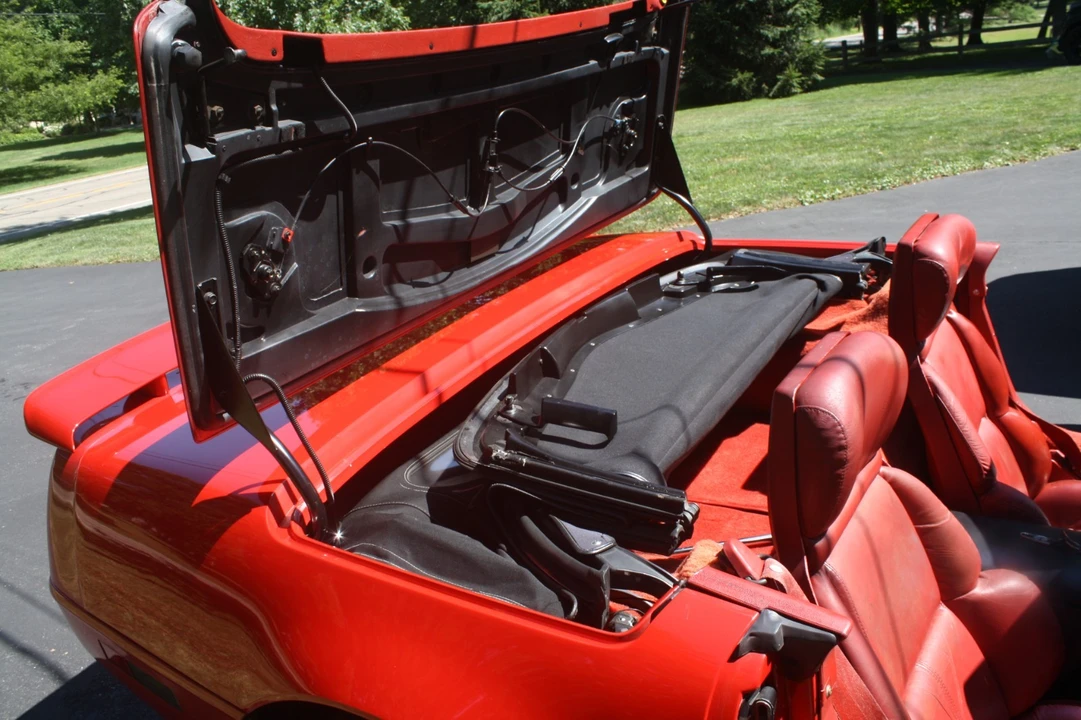 1991 Chevrolet Corvette C4 - Image 8 of 21