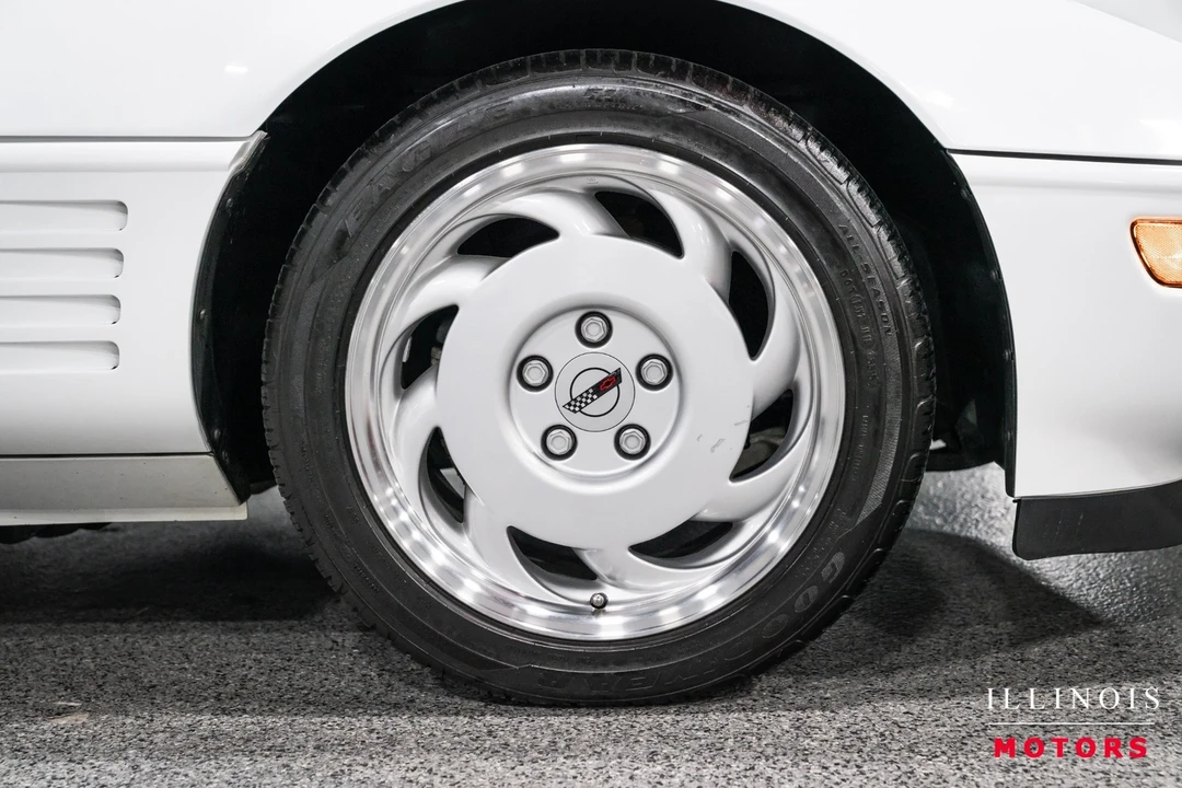 1991 Chevrolet Corvette C4 - Image 12 of 31