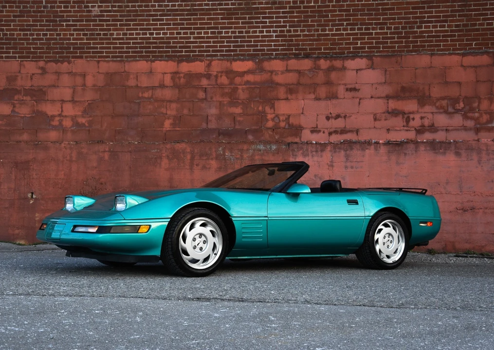 1991 Chevrolet Corvette C4 - Image 2 of 31