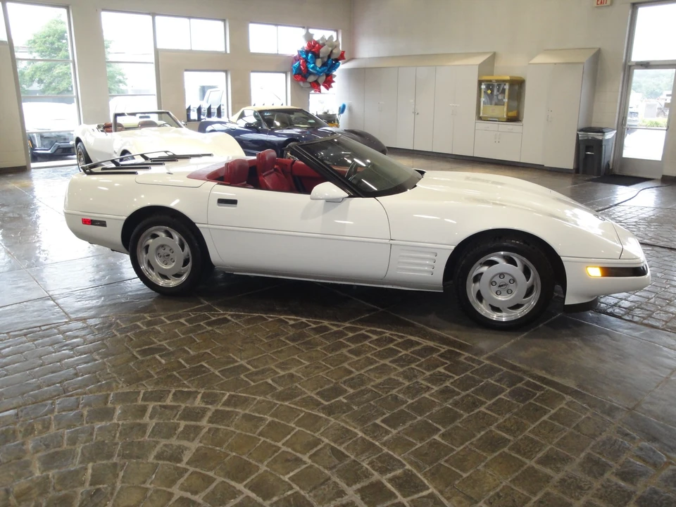 1991 Chevrolet Corvette C4 - Image 18 of 18