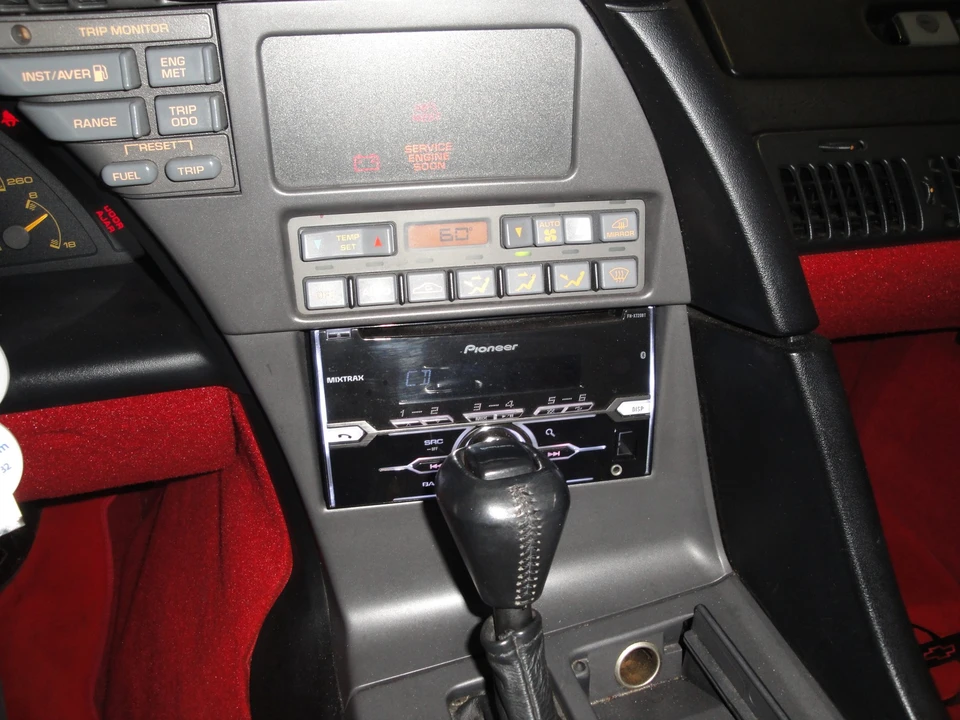 1991 Chevrolet Corvette C4 - Image 11 of 18