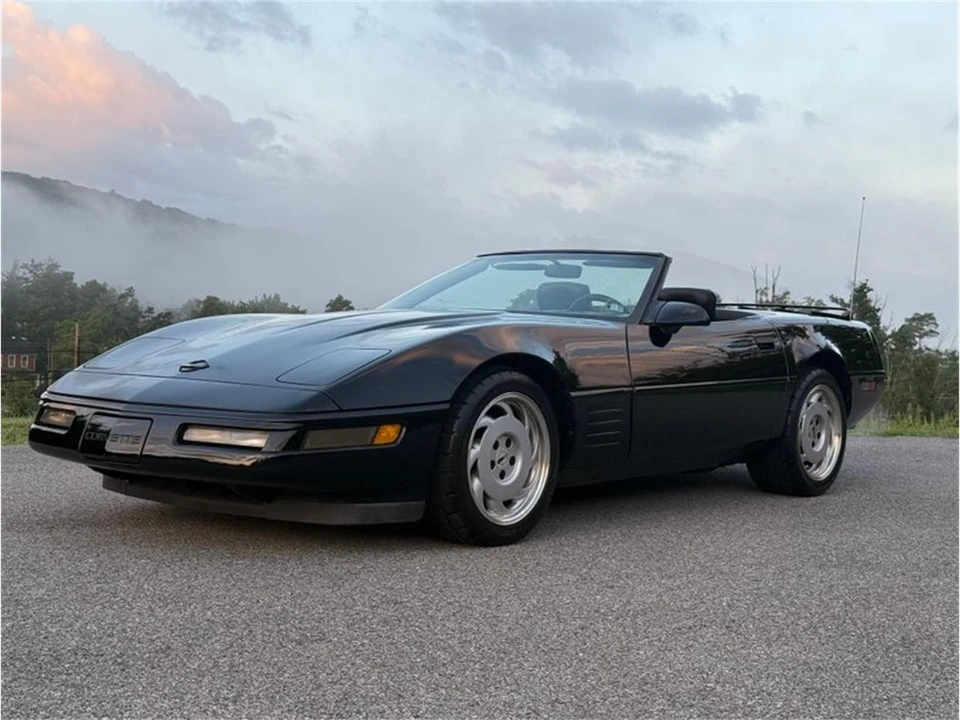 1991 Chevrolet Corvette C4 - Image 9 of 31