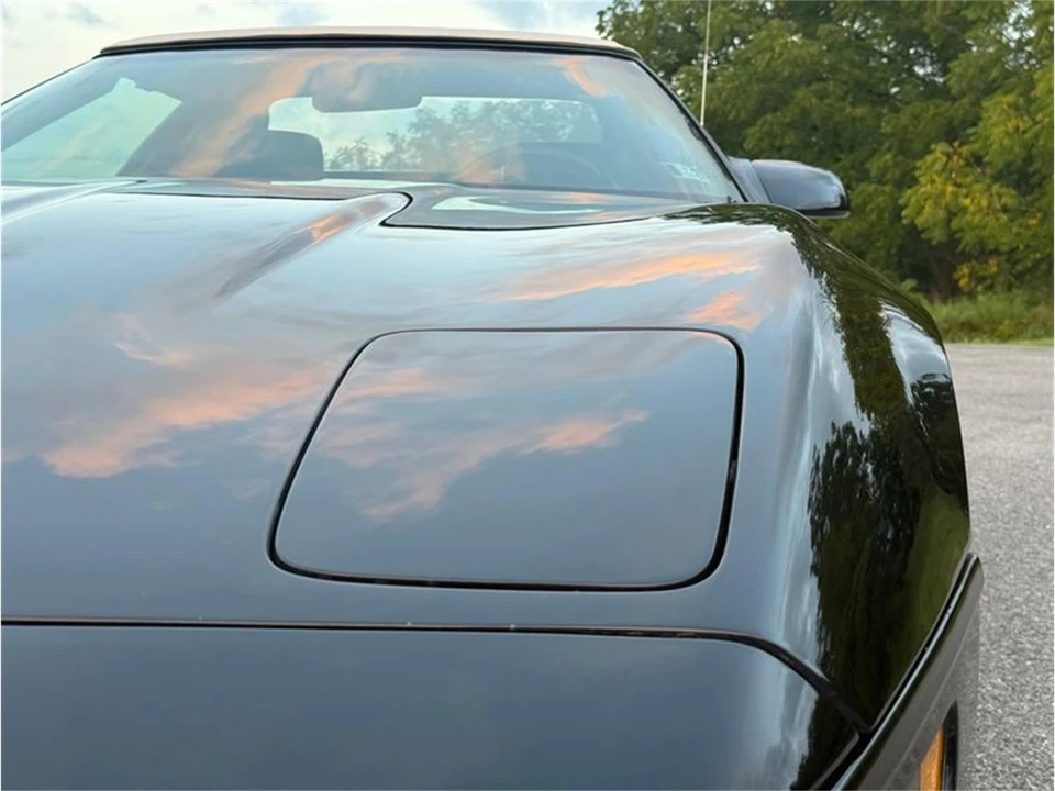 1991 Chevrolet Corvette C4 - Image 17 of 31