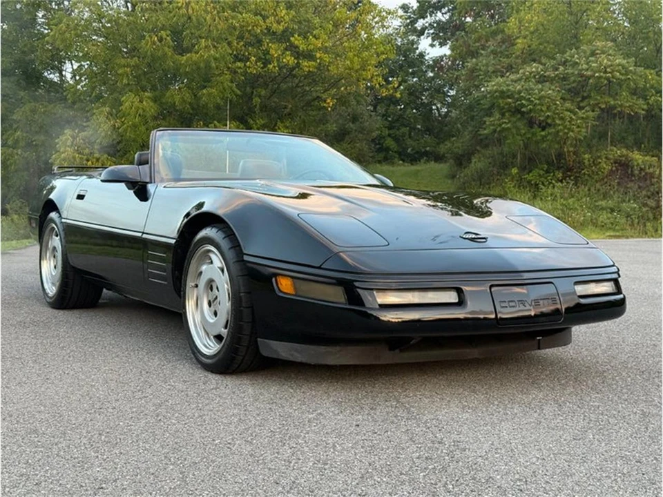 1991 Chevrolet Corvette C4 - Image 11 of 31
