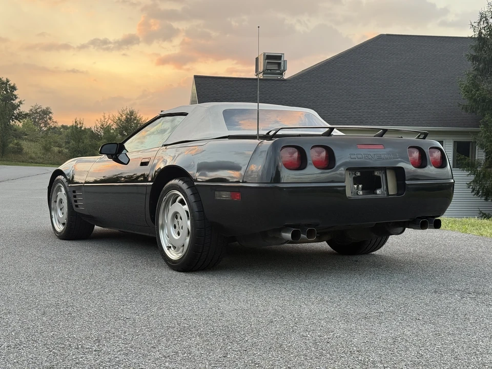 1991 Chevrolet Corvette C4 - Image 7 of 31
