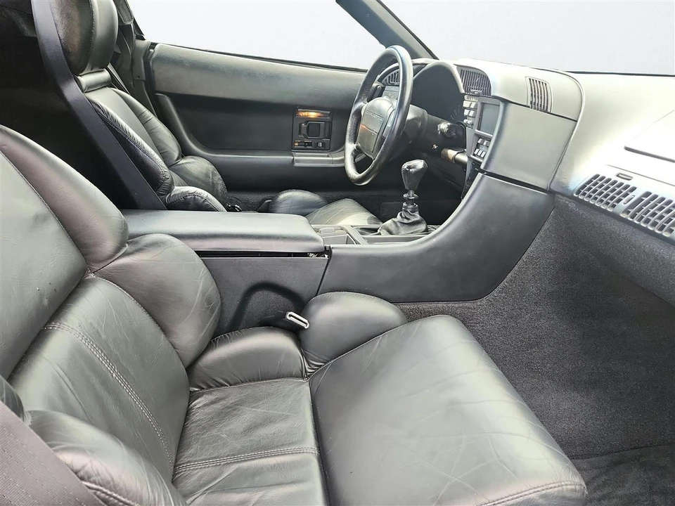 1991 Chevrolet Corvette C4 - Image 18 of 19