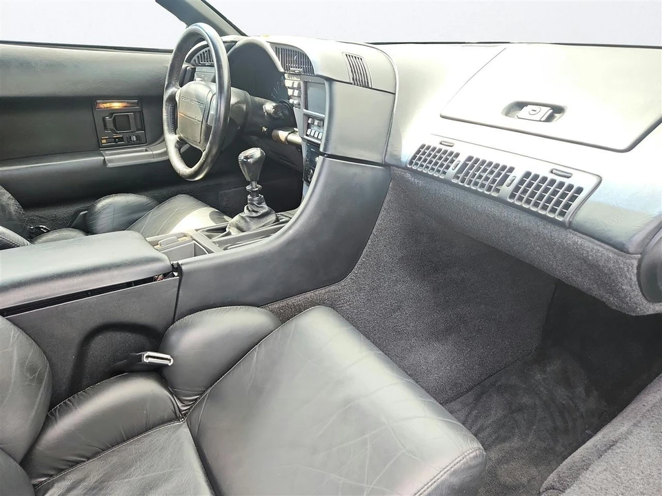 1991 Chevrolet Corvette C4 - Image 17 of 19