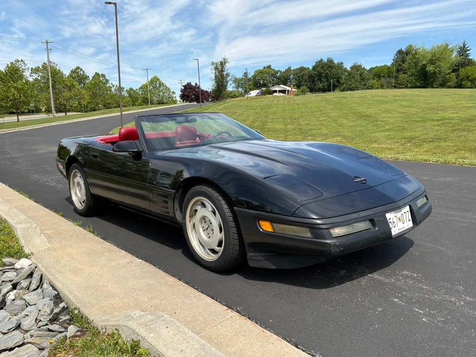 1991 Chevrolet Corvette C4 - Image 13 of 29