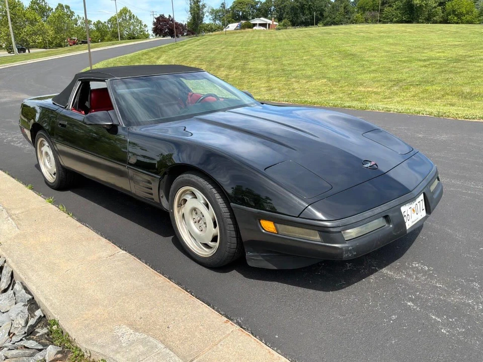 1991 Chevrolet Corvette C4 - Image 8 of 29