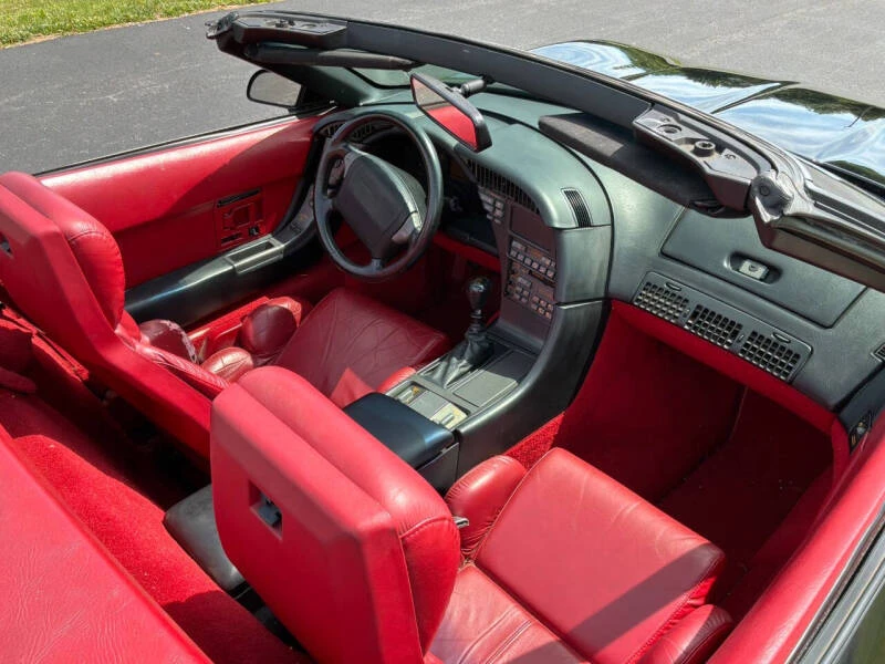 1991 Chevrolet Corvette C4 - Image 22 of 29