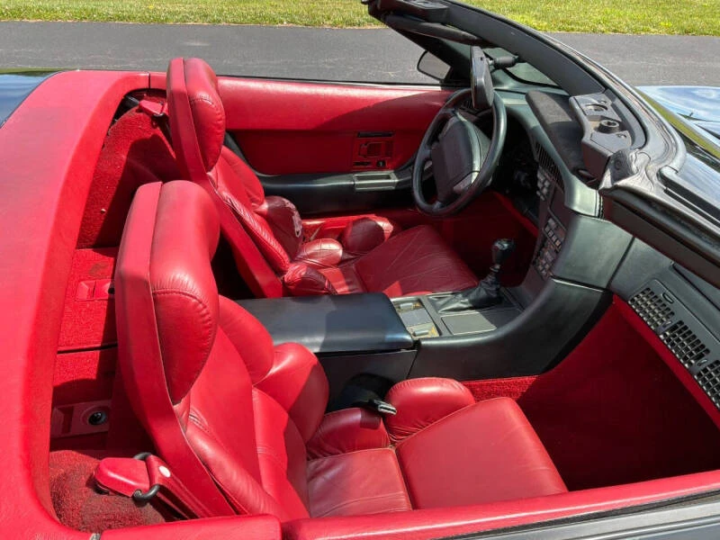 1991 Chevrolet Corvette C4 - Image 24 of 29
