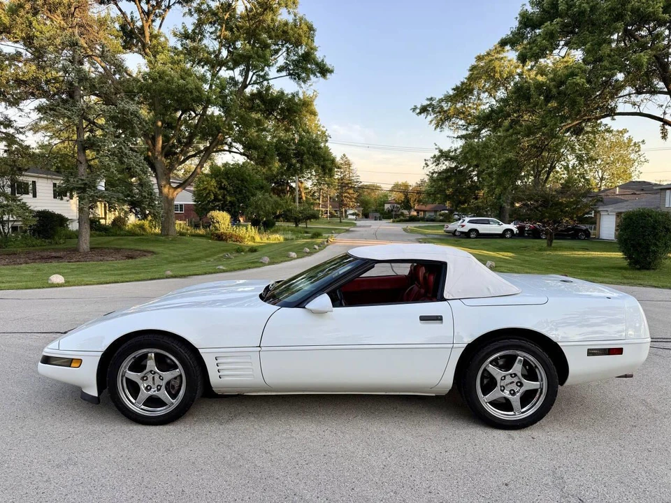 1991 Chevrolet Corvette C4 - Image 9 of 26