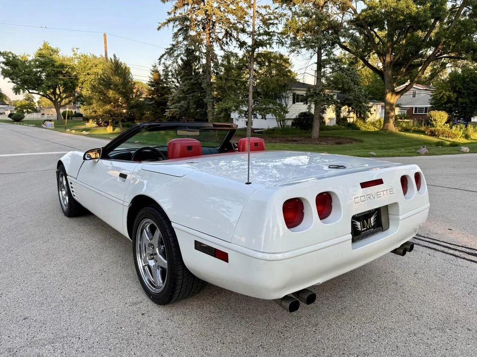 1991 Chevrolet Corvette C4 - Image 13 of 26