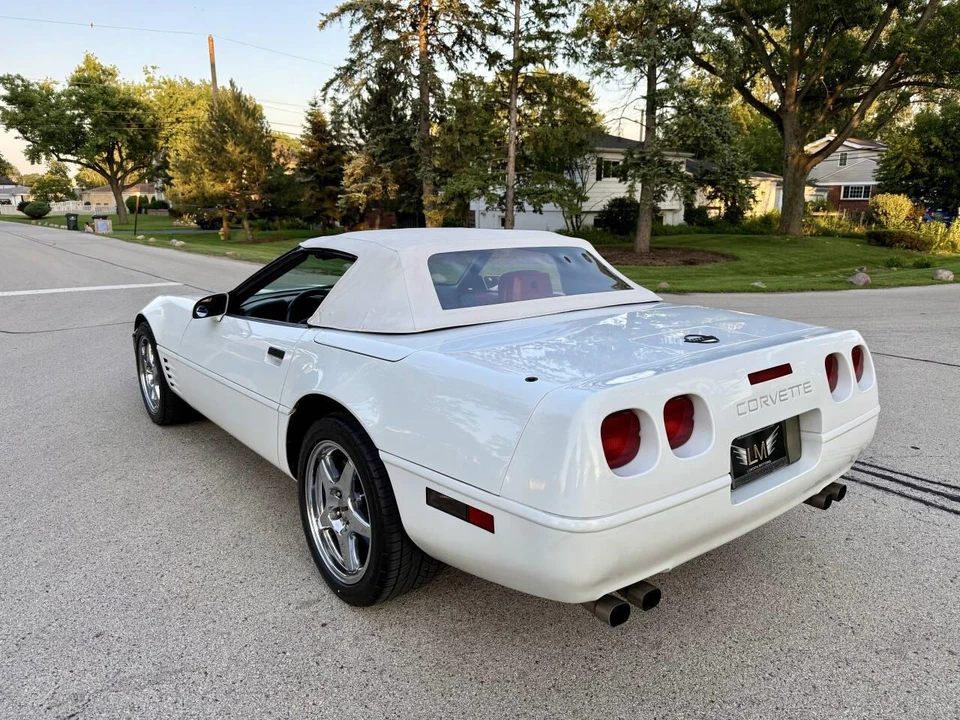 1991 Chevrolet Corvette C4 - Image 12 of 26