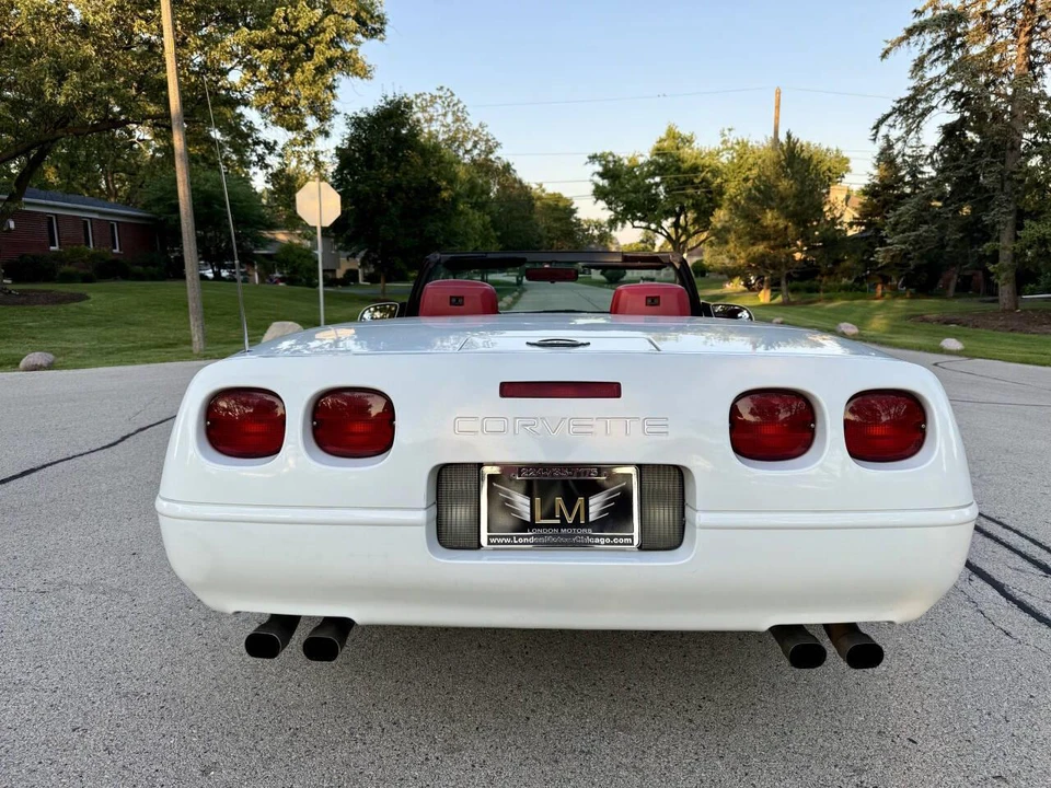 1991 Chevrolet Corvette C4 - Image 15 of 26