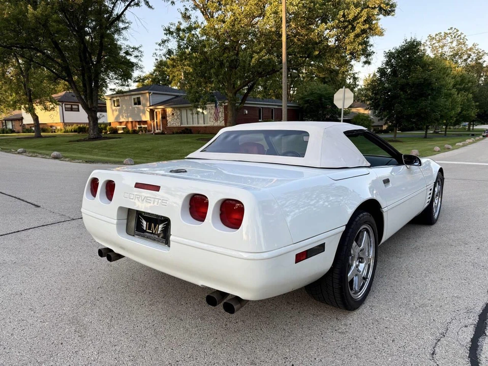 1991 Chevrolet Corvette C4 - Image 17 of 26