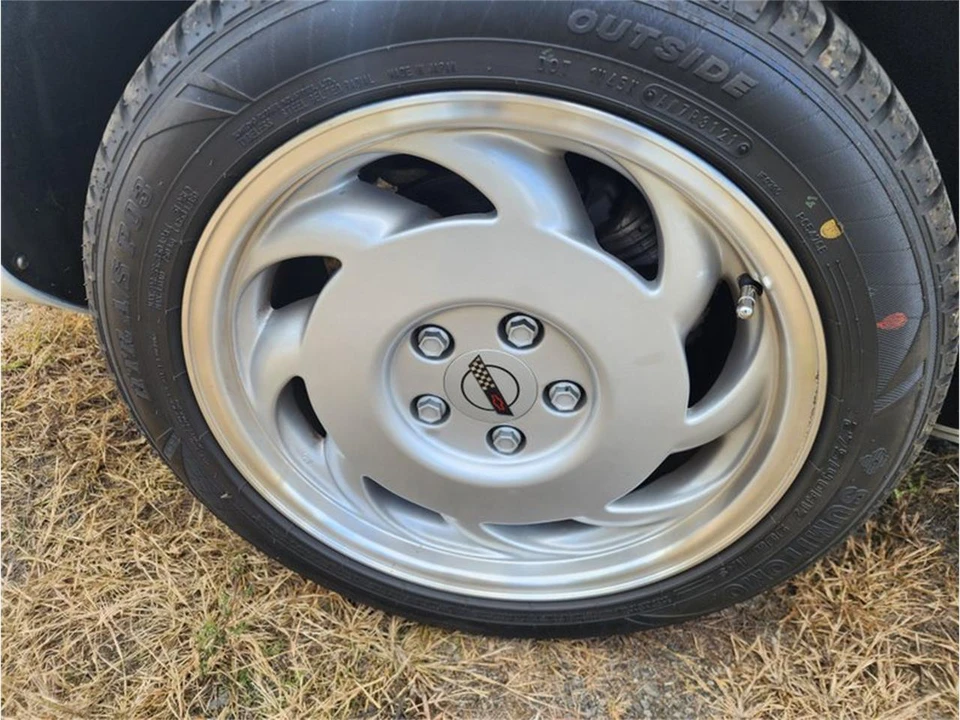 1991 Chevrolet Corvette C4 - Image 21 of 31