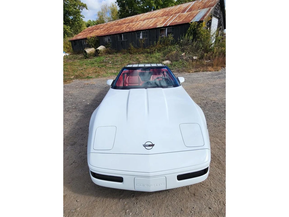 1991 Chevrolet Corvette C4 - Image 14 of 31