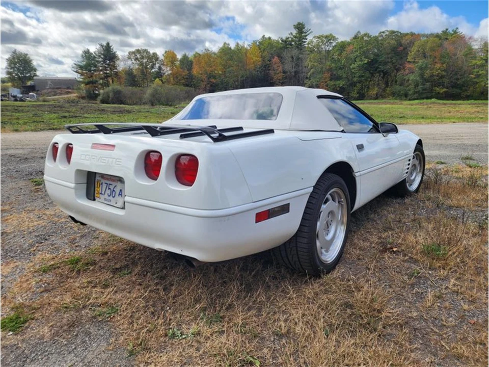 1991 Chevrolet Corvette C4 - Image 4 of 31