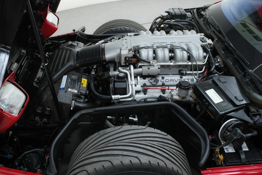 1991 Chevrolet Corvette C4 - Image 16 of 21