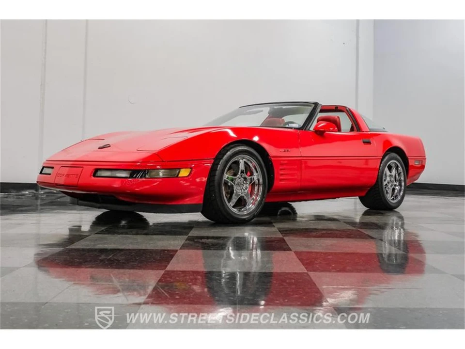 1991 Chevrolet Corvette C4 - Image 23 of 31
