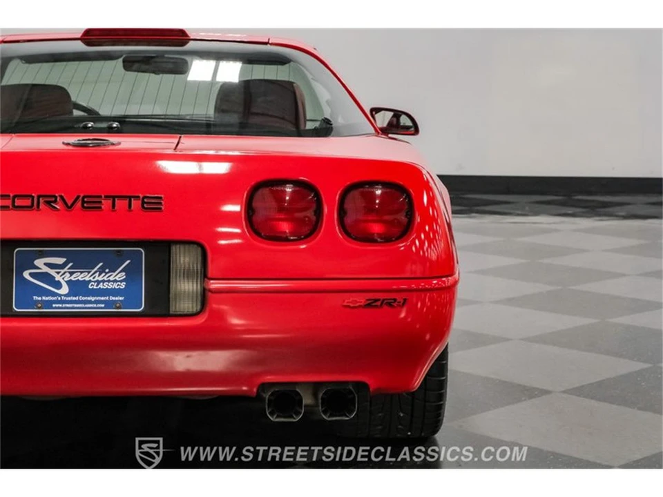 1991 Chevrolet Corvette C4 - Image 28 of 31