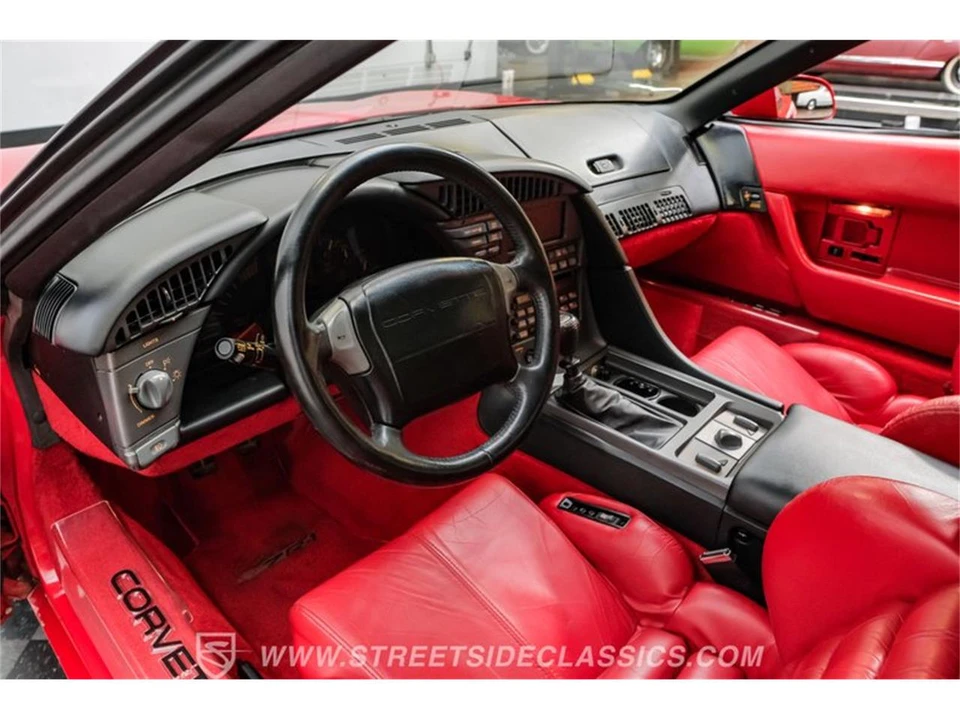 1991 Chevrolet Corvette C4 - Image 4 of 31