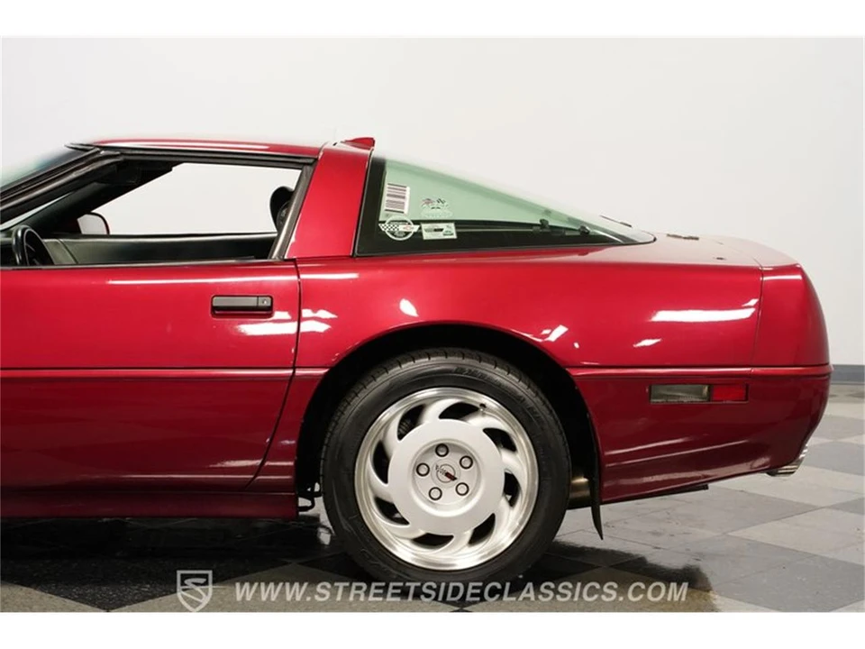 1991 Chevrolet Corvette C4 - Image 23 of 31