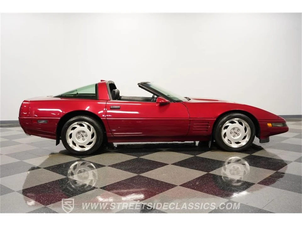 1991 Chevrolet Corvette C4 - Image 13 of 31