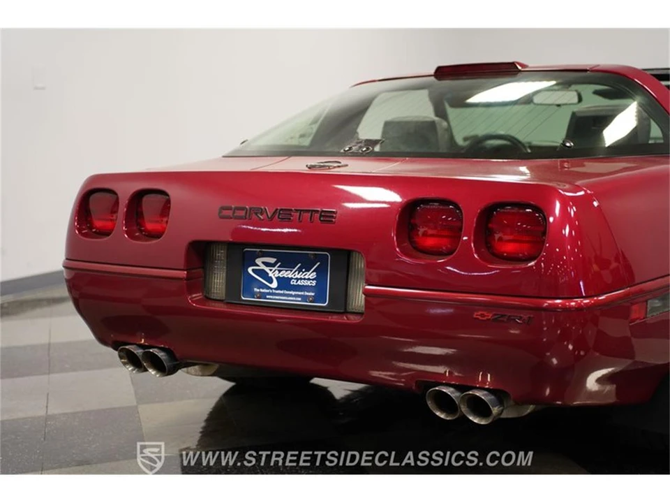 1991 Chevrolet Corvette C4 - Image 25 of 31