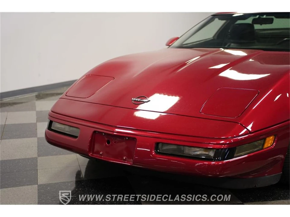 1991 Chevrolet Corvette C4 - Image 18 of 31