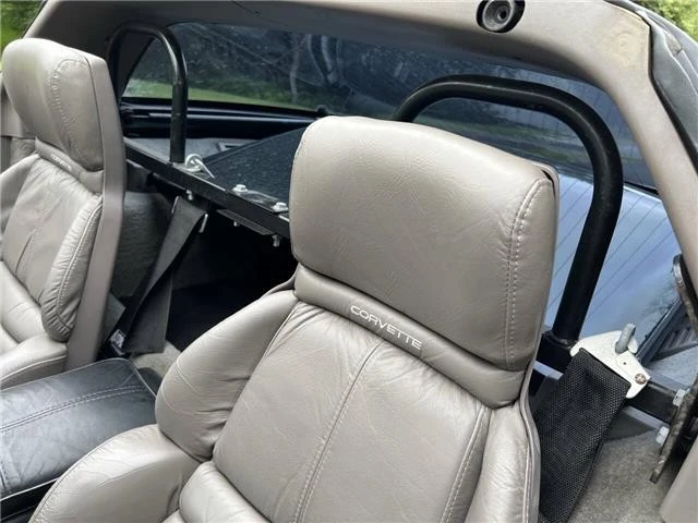 1991 Chevrolet Corvette C4 - Image 19 of 21