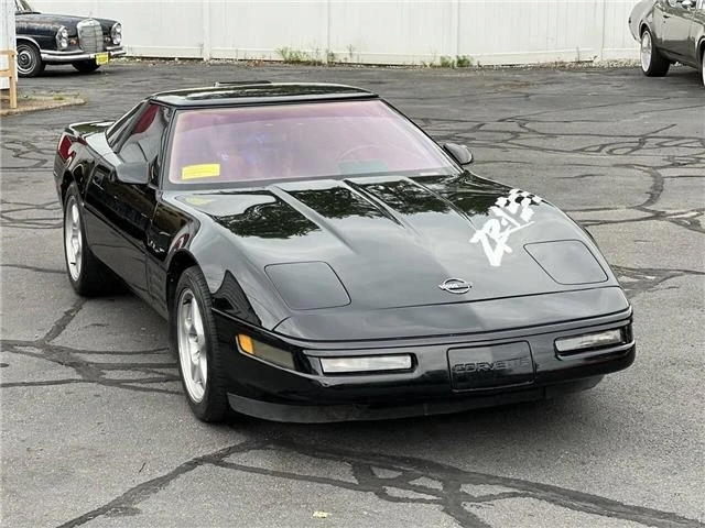 1991 Chevrolet Corvette C4 - Image 2 of 21