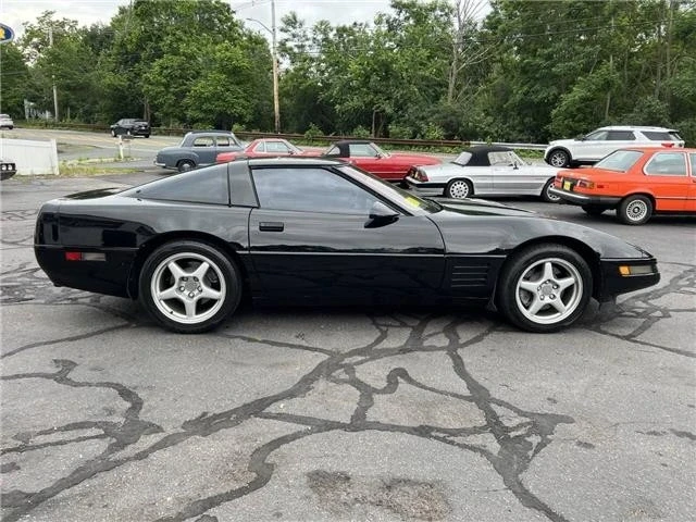 1991 Chevrolet Corvette C4 - Image 9 of 21