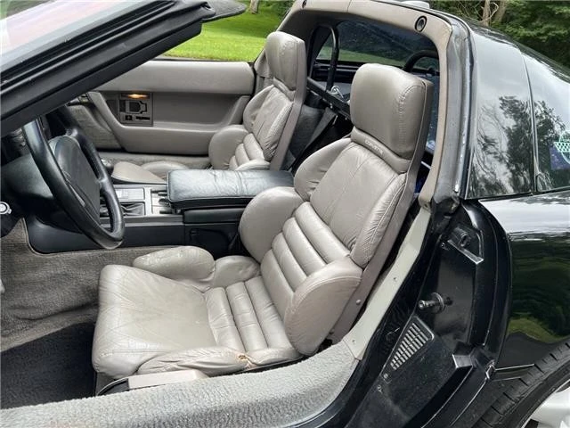 1991 Chevrolet Corvette C4 - Image 18 of 21