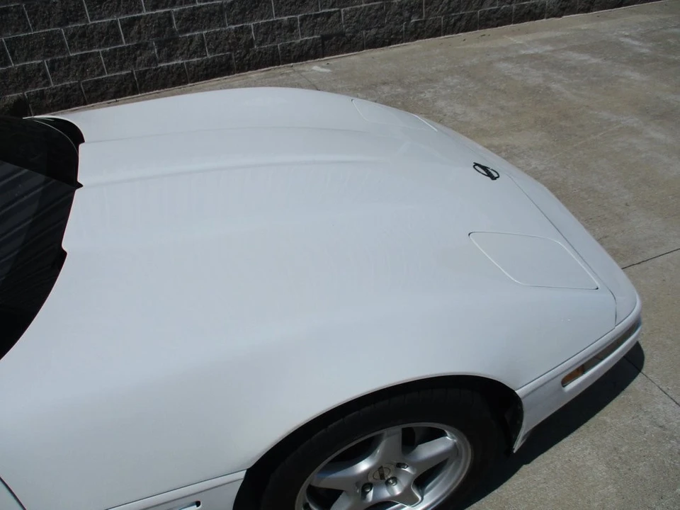 1991 Chevrolet Corvette C4 - Image 14 of 21