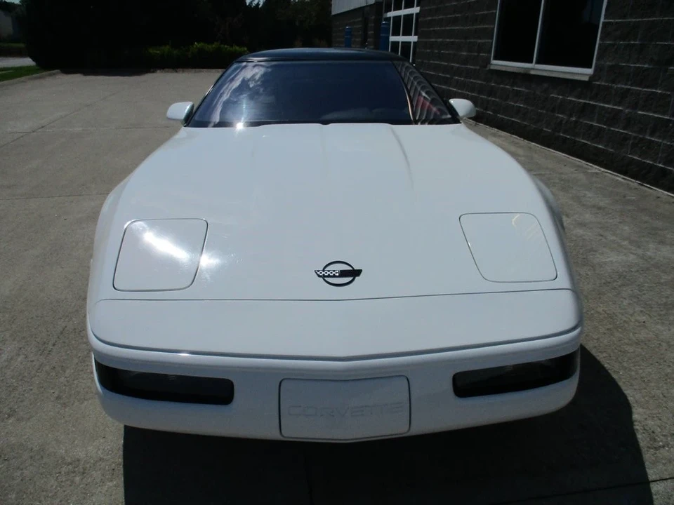 1991 Chevrolet Corvette C4 - Image 6 of 12
