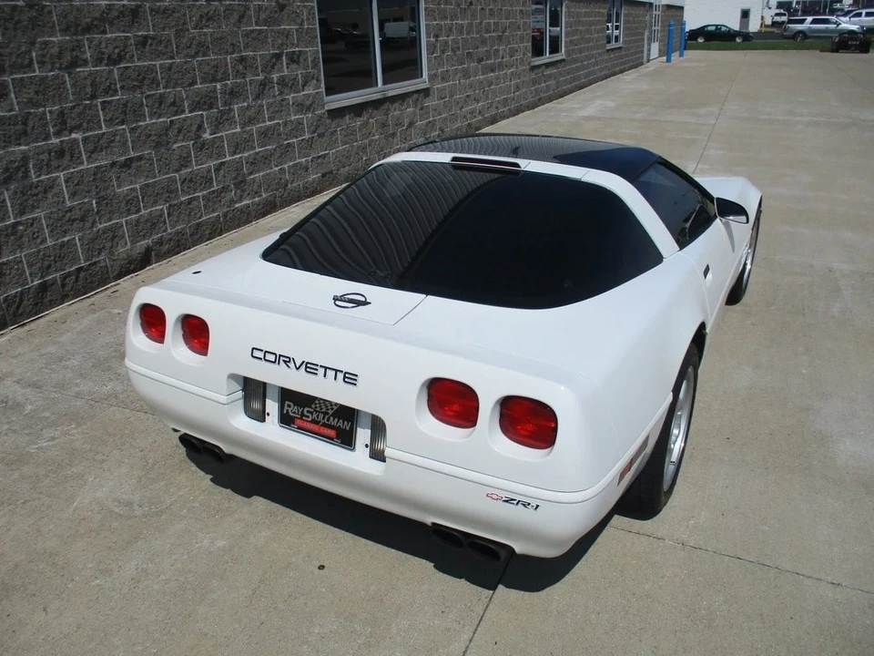 1991 Chevrolet Corvette C4 - Image 11 of 12