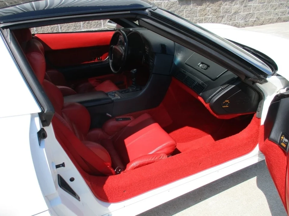 1991 Chevrolet Corvette C4 - Image 19 of 21