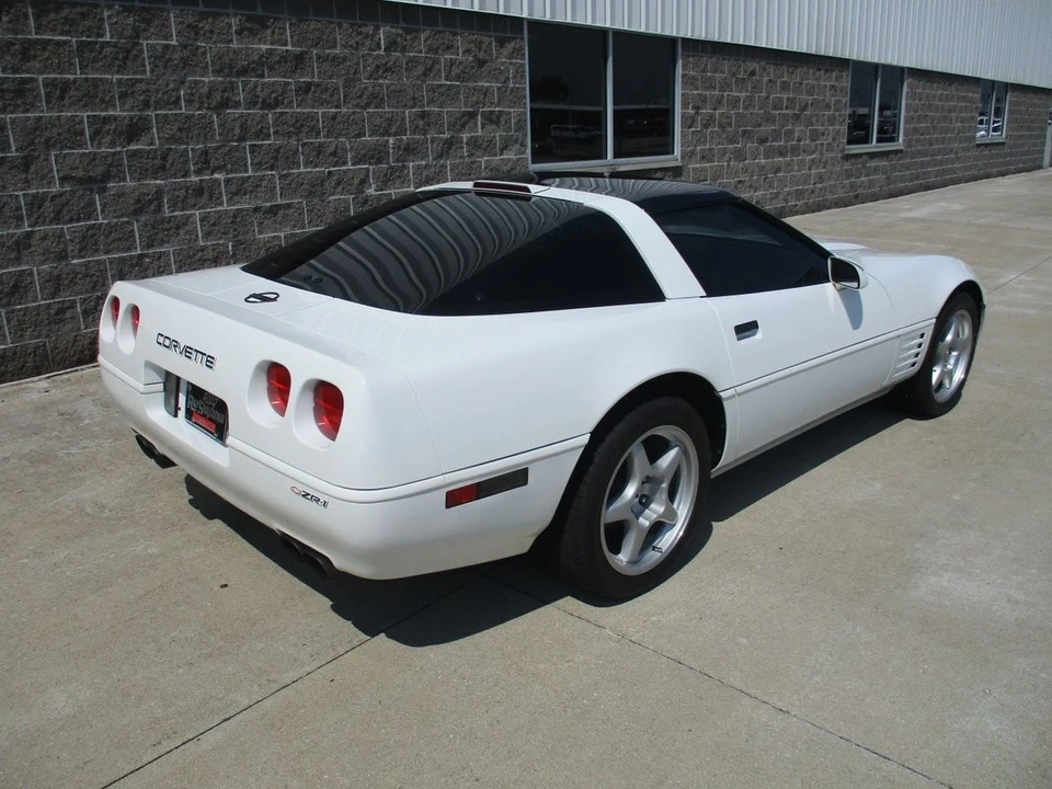 1991 Chevrolet Corvette C4 - Image 10 of 21