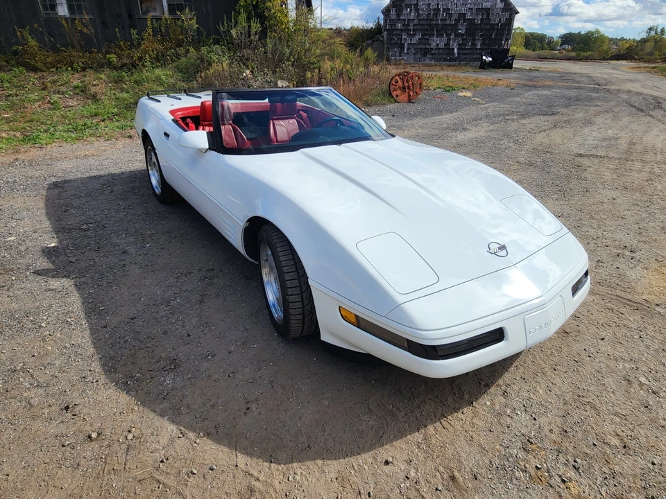1991 Chevrolet Corvette C4 - Image 3 of 31