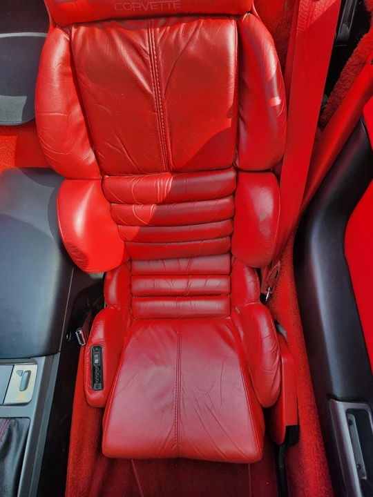 1991 Chevrolet Corvette C4 - Image 25 of 31