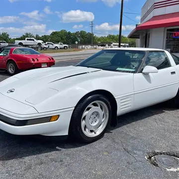 1991 Chevrolet Corvette 2D Hatchback