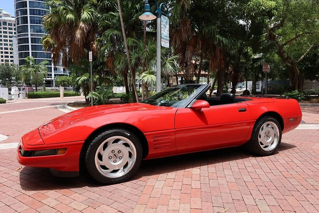 1991 Chevrolet Corvette C4 - Image 16 of 21