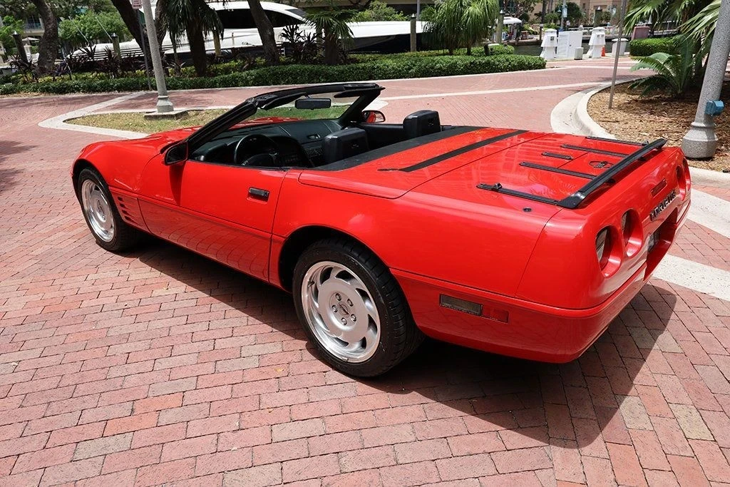 1991 Chevrolet Corvette C4 - Image 18 of 21