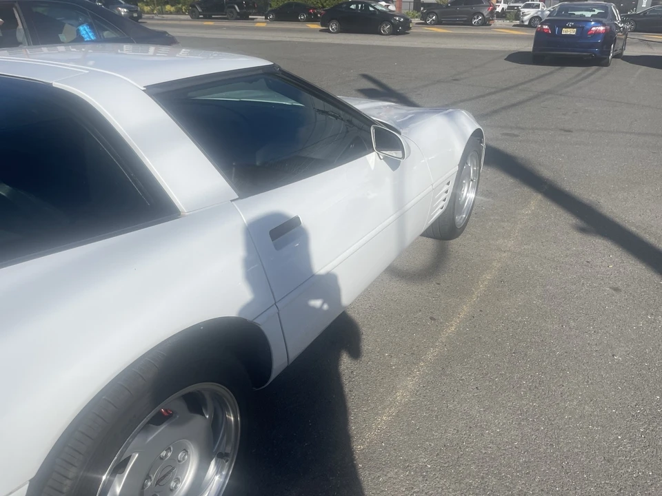 1991 Chevrolet Corvette C4 - Image 7 of 21
